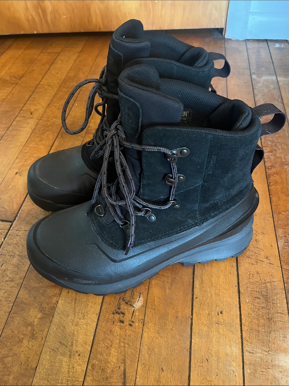 The North Face Chilkat V lace up Men's Black Waterproof Insulated Boots